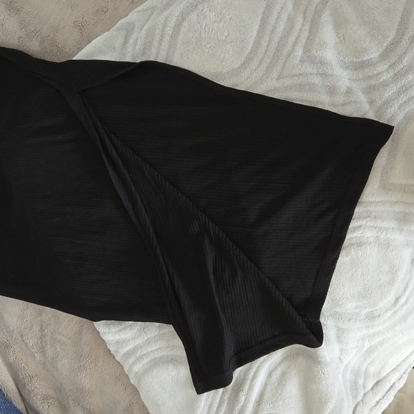 Skirt - Picture 3 of 3